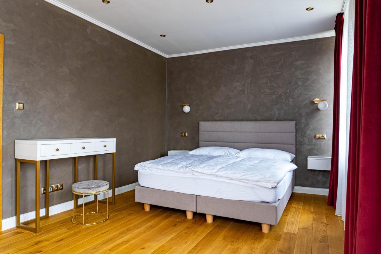 Rosso Aparthotel Michalovce Zewnętrze zdjęcie