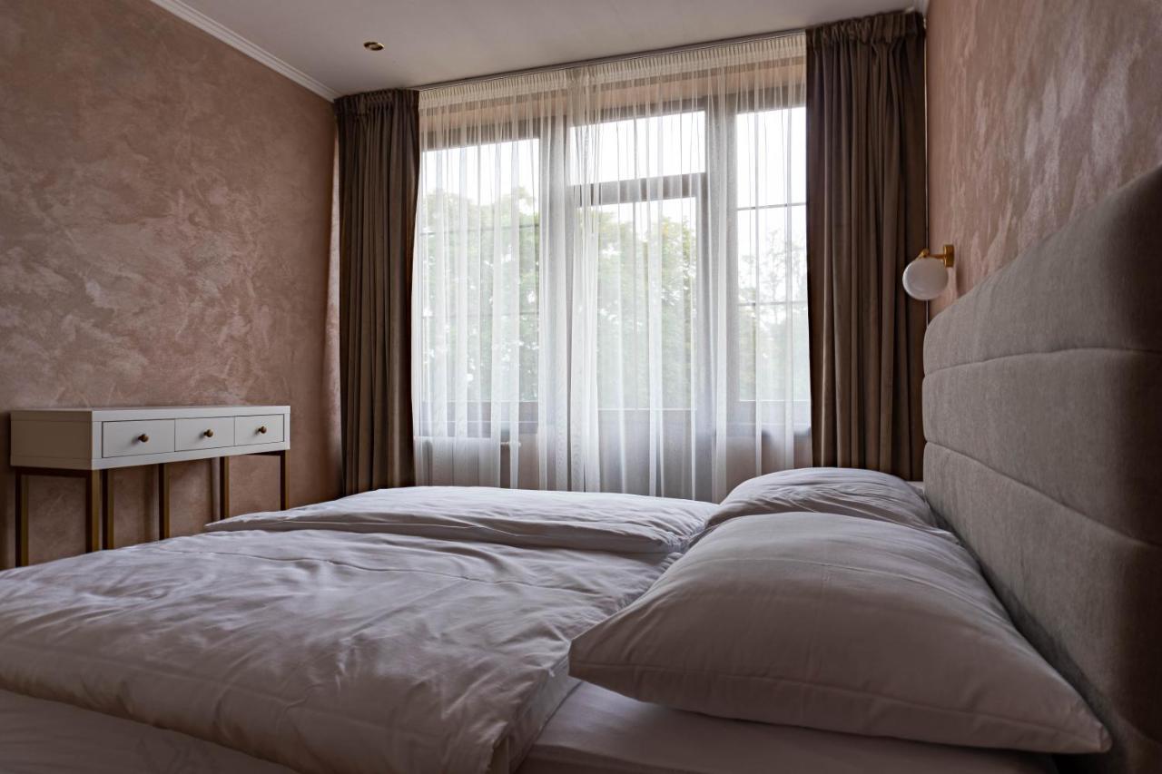 Rosso Aparthotel Michalovce Zewnętrze zdjęcie